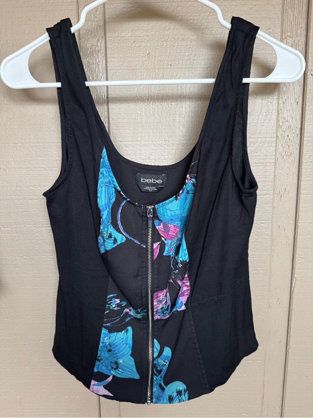 Bebe Zip Front Top Size Small